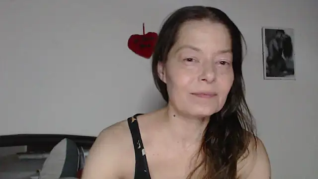 Snapshot of SexySarah177 chatting on 25, 2, 2026 SexySarah177 online show from 25, 2, 2026