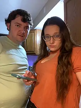 Mommasaurrex online show from 10, 9, 2025