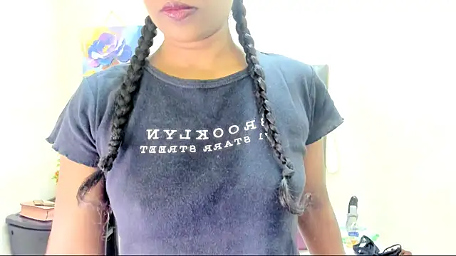 Toxicfantasy4u online show from 12, 11, 2025