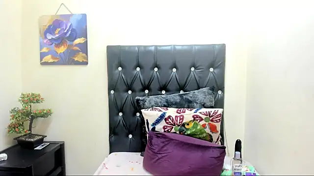 Toxicfantasy4u online show from 1, 11, 2025