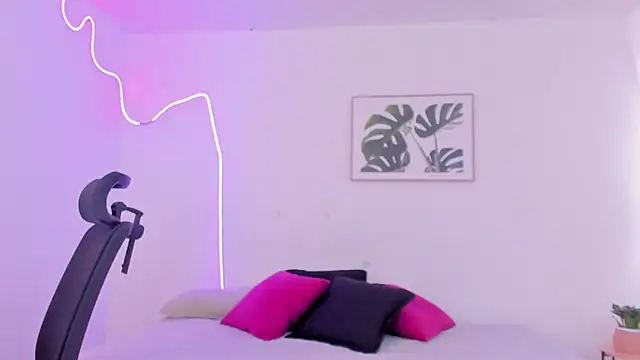 Cherrydollxx online show from 21, 10, 2025