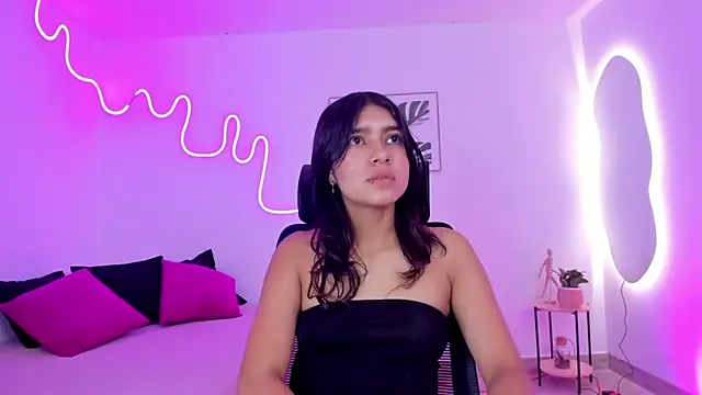 Cherrydollxx online show from 23, 9, 2025