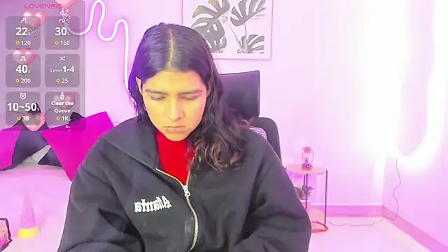 Cherrydollxx online show from 9, 10, 2025