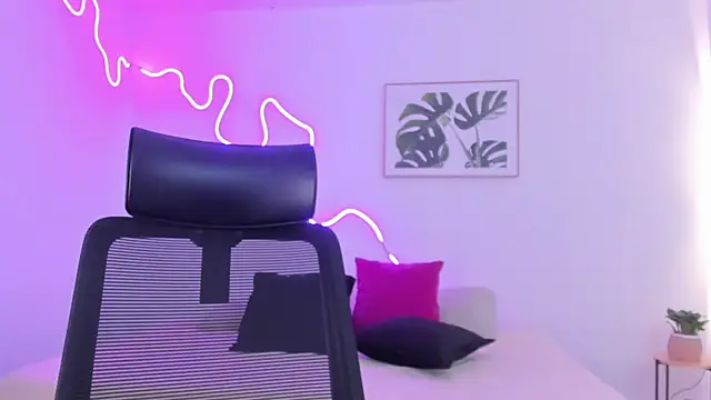 Cherrydollxx online show from 23, 10, 2025