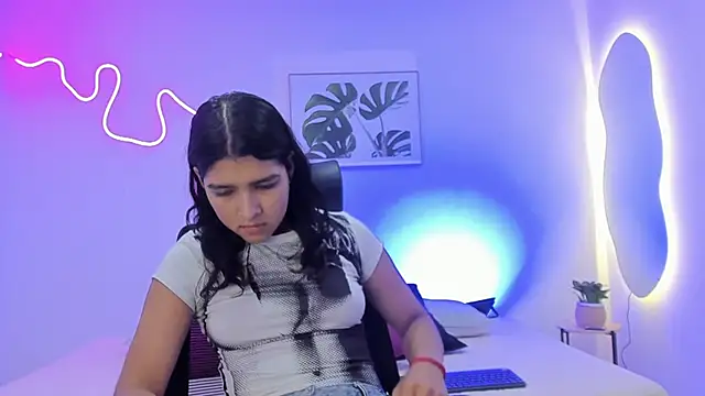 Cherrydollxx online show from 13, 11, 2025