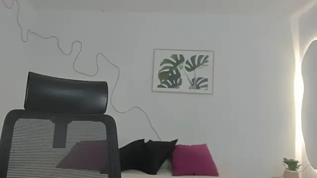 Cherrydollxx online show from 25, 10, 2025