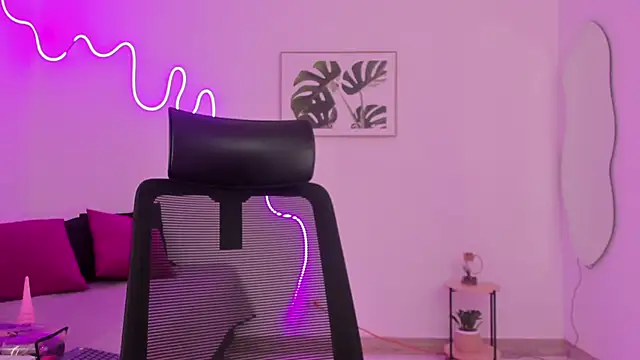 Cherrydollxx online show from 4, 10, 2025