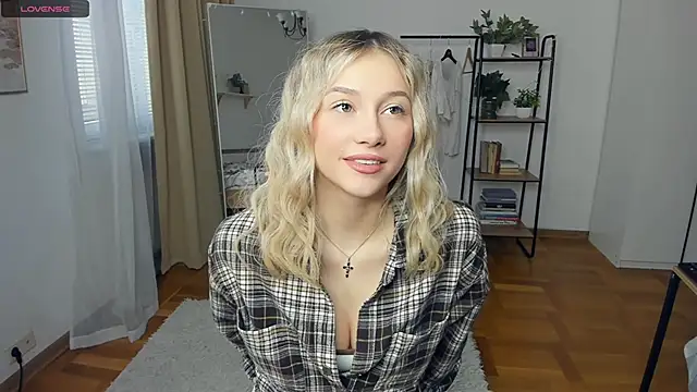 Snapshot of FaaBinaa chatting on 15, 2, 2026 FaaBinaa online show from 15, 2, 2026