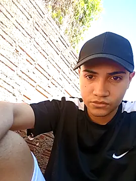novinho safado   online show from 23, 4, 2026
