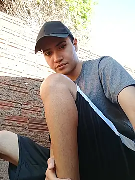 novinho safado   online show from 12, 5, 2026