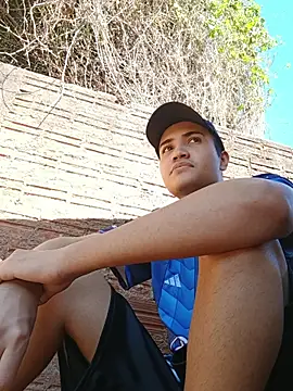 novinho safado   online show from 28, 5, 2026