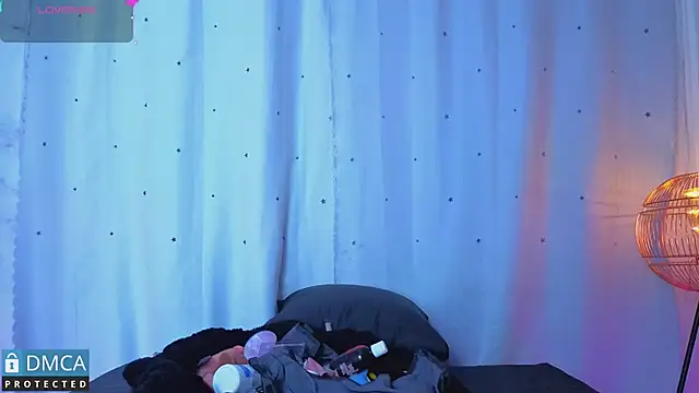 nena cupcake  online show from 21, 3, 2026