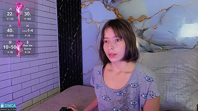 nena cupcake  online show from 15, 10, 2025