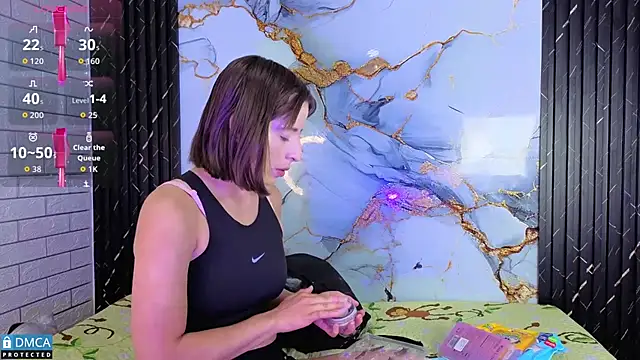 nena cupcake  online show from 21, 10, 2025