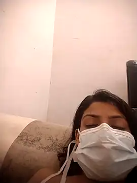 Snapshot of sassyy_poonam chatting on 27, 10, 2025 sassyy poonam online show from 27, 10, 2025