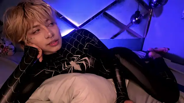 OliIverr22 online show from 21, 12, 2025