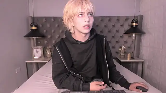 OliIverr22 online show from 7, 11, 2025