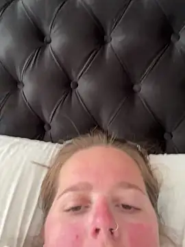 hornykitty1210 online show from 27, 10, 2025