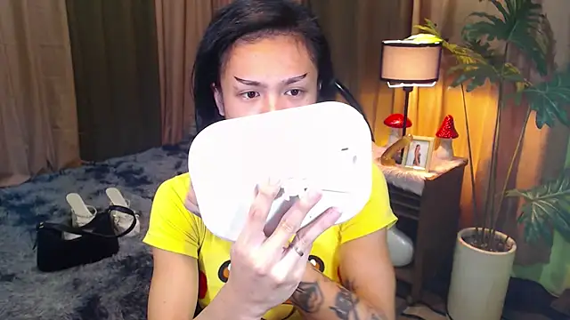 WILDROXIE online show from 22, 9, 2025