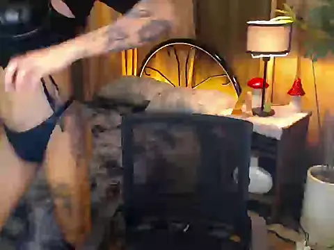 WILDROXIE online show from 18, 9, 2025