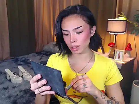 WILDROXIE online show from 23, 9, 2025