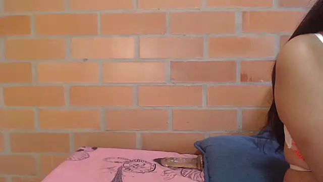 Montserrat Jay online show from 11, 4, 2026