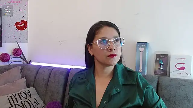Snapshot of Alana_steel_1 chatting on 22, 4, 2026 Alana steel 1 online show from 22, 4, 2026