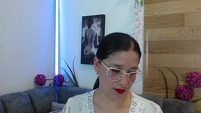 Alana steel 1 online show from 26, 3, 2026