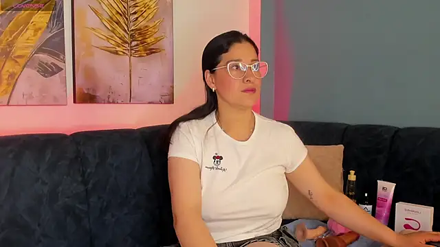 Alana steel 1 online show from 30, 11, 2025