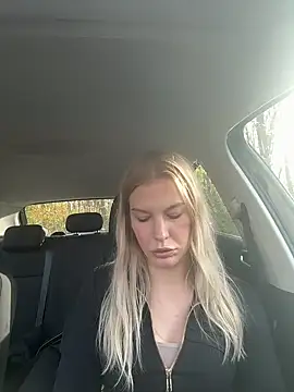 Chloemillerrxx online show from 12, 11, 2025