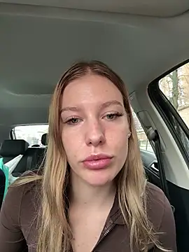 Chloemillerrxx online show from 28, 11, 2025