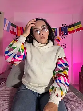 alehia cute online show from 19, 6, 2026