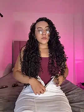 alehia cute online show from 7, 7, 2026