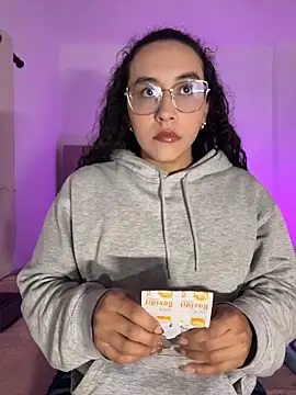 alehia cute online show from 22, 5, 2026