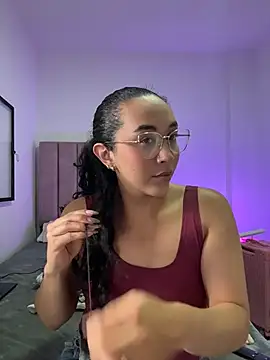 alehia cute online show from 2, 6, 2026
