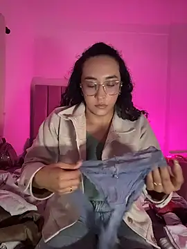 alehia cute online show from 29, 5, 2026