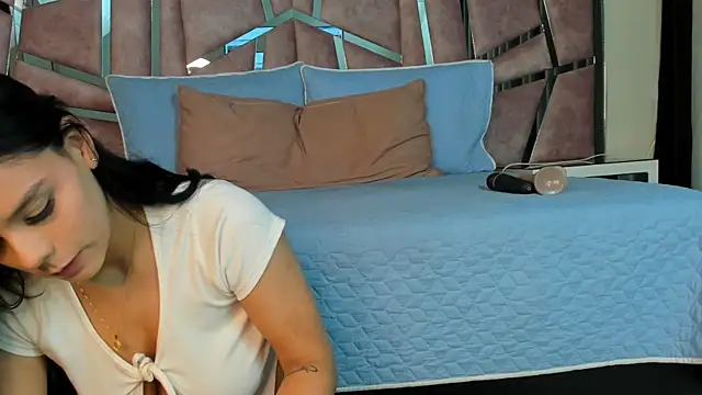 HaileyDuke online show from 11, 9, 2025