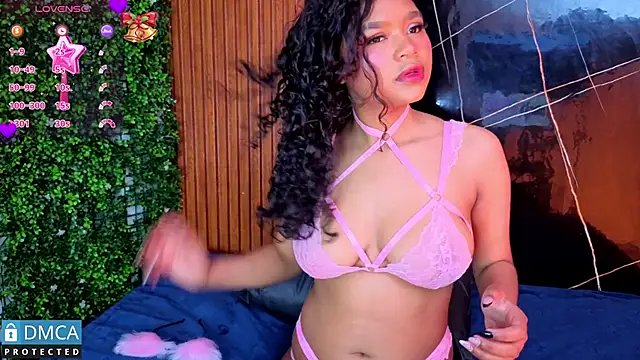 Snapshot of leidy_morales_ chatting on 2, 3, 2026 leidy morales online show from 2, 3, 2026