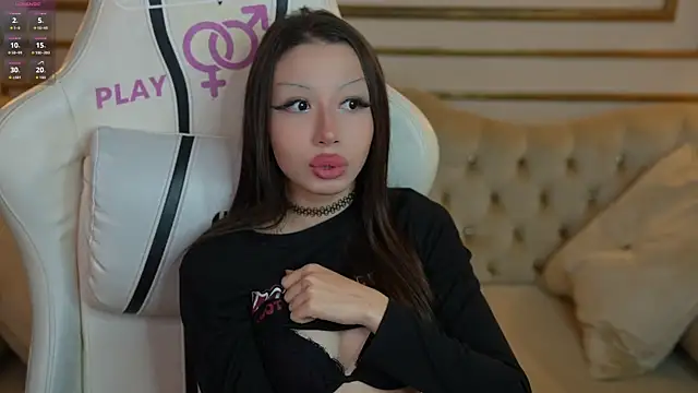 Naomi 054 online show from 24, 9, 2025