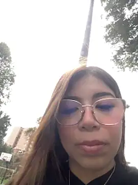 Maddy Piink online show from 12, 3, 2026