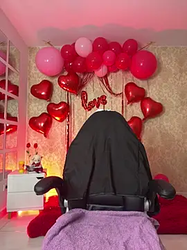 Snapshot of MorenaLush_Eup chatting on 17, 2, 2026 MorenaLush Eup online show from 17, 2, 2026