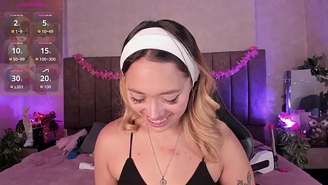 LanaMills  online show from 3, 5, 2026