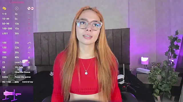 LanaMills  online show from 2, 10, 2025