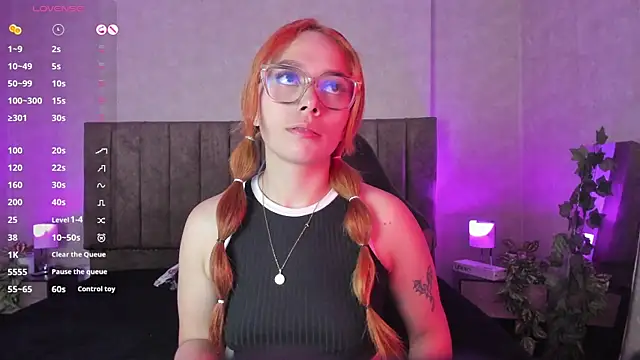 LanaMills  online show from 26, 9, 2025