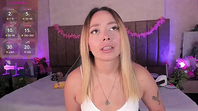 LanaMills  online show from 5, 5, 2026