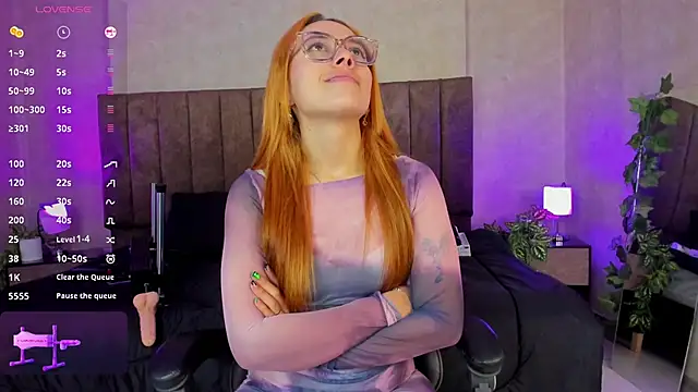 LanaMills  online show from 22, 10, 2025