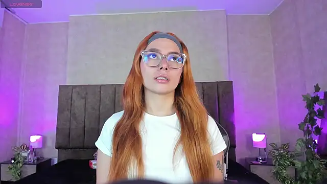 LanaMills  online show from 23, 9, 2025