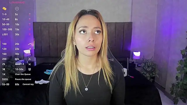 LanaMills  online show from 23, 12, 2025