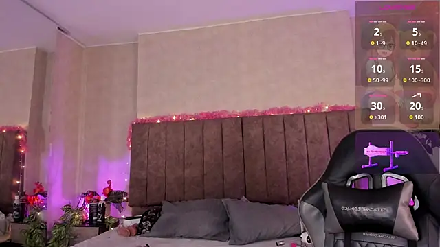 LanaMills  online show from 9, 6, 2026