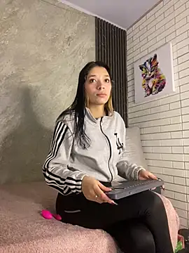 stepha   online show from 7, 11, 2025